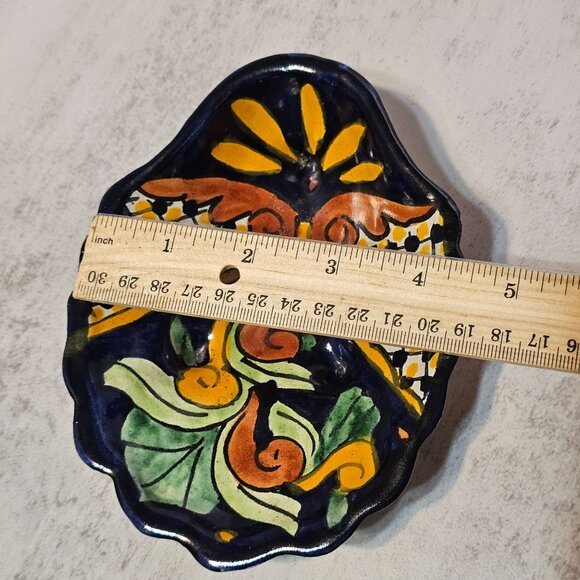 Talavera Ramirez Hand Painted Mexican Studio Pottery Footed Soap Dish - Picture 8 of 9